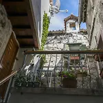 Salvezani