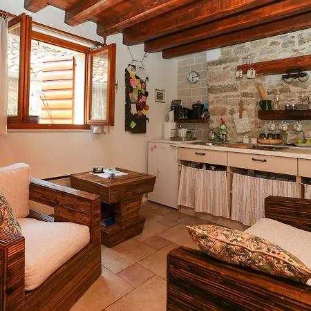 Salvezani Апартаменты